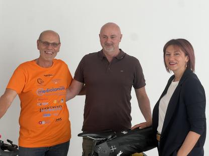 « Il faut sans doute être un peu fou » Edilteco soutient le voyage à vélo d’Enrico Monari jusqu’au Cap Nord